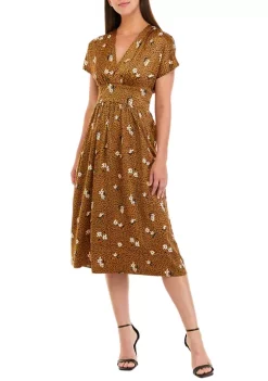 Discount ๐ฅฐ AK Anne Klein ๐ฉ Women's Split Sleeve Tie Waist Animal Print Satin ๐ Dress ๐